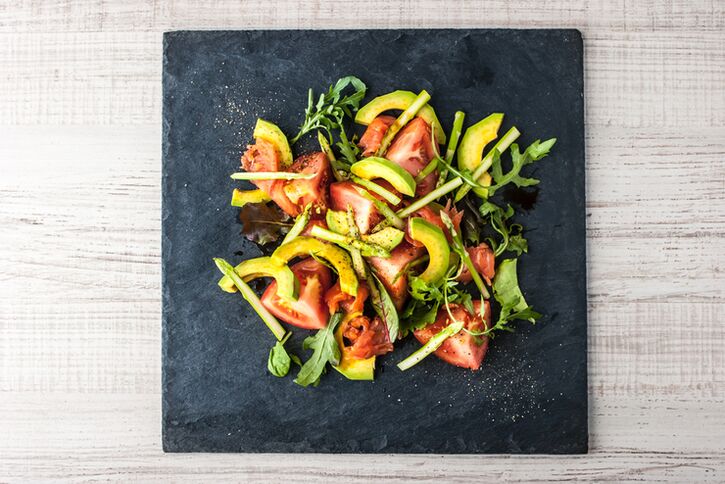 diet keto malas termasuk sayur-sayuran, lemak sihat